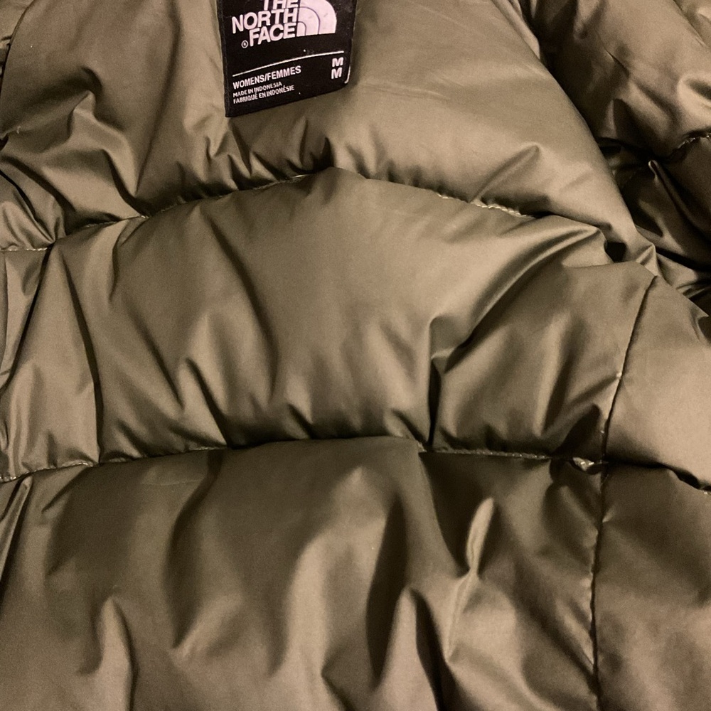 The North Face Jacket with Hood. - Picture 7 of 14